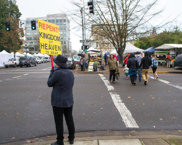 By Visitor7 (Own work) [CC-BY-SA-3.0 (http://creativecommons.org/licenses/by-sa/3.0)], via Wikimedia Commons